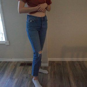 Levi Straight Leg Ankle Jean